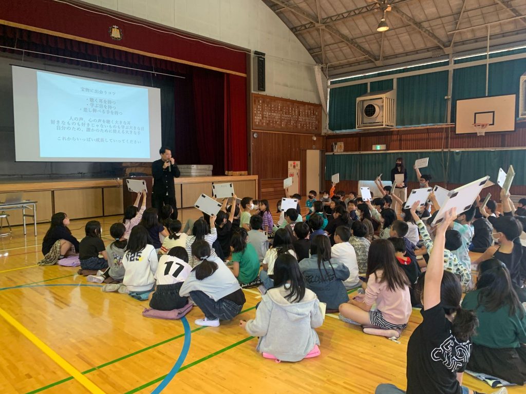 【講演実績】武蔵村山市立第十小学校と専修大学にて講義を行いました
